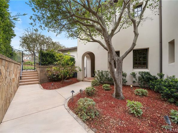 32 Golden Eagle, Irvine CA 92603