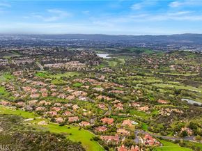 32 Golden Eagle, Irvine CA 92603