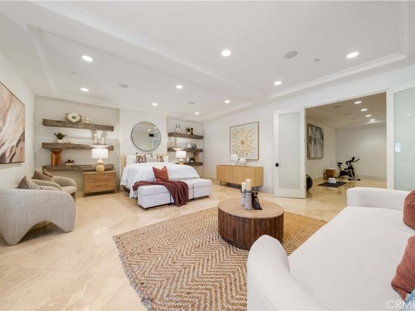 32 Golden Eagle, Irvine CA 92603