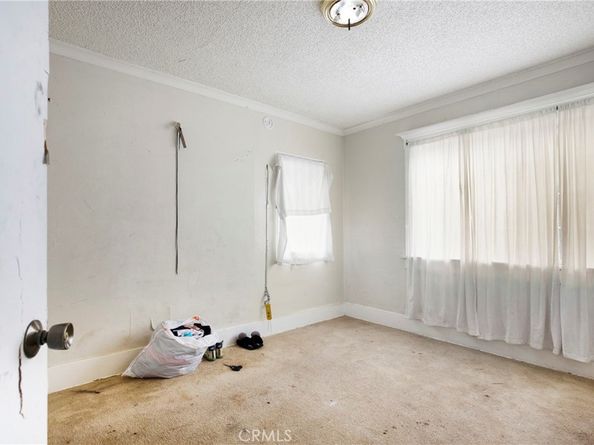 1331 W Manchester Avenue, Los Angeles CA 90044