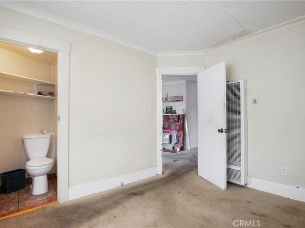 1331 W Manchester Avenue, Los Angeles CA 90044