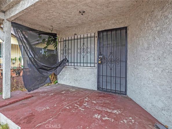 1331 W Manchester Avenue, Los Angeles CA 90044