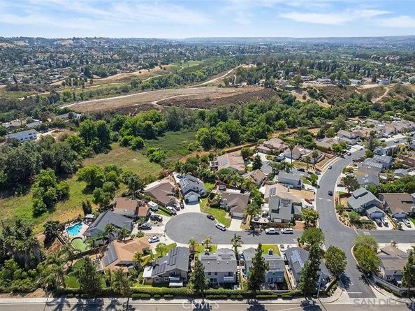 1716 Bronco Way, Oceanside CA 92057