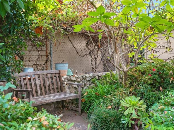 1768 Casa Grande Street, Pasadena CA 91104