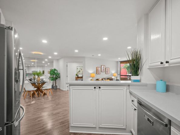 3961 Via Marisol 218, Los Angeles CA 90042