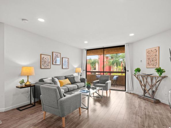 3961 Via Marisol 218, Los Angeles CA 90042