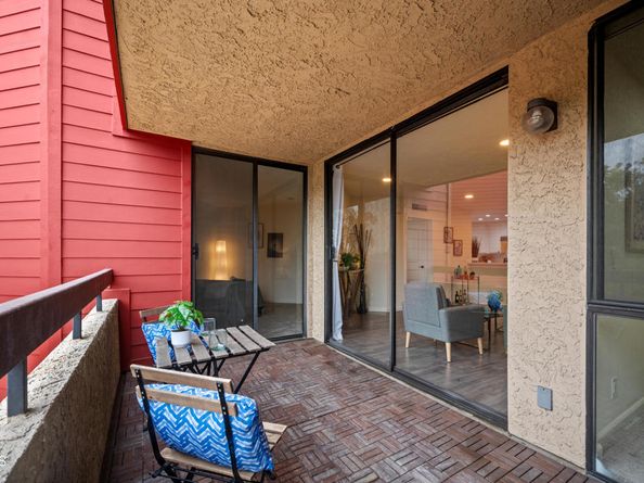 3961 Via Marisol 218, Los Angeles CA 90042