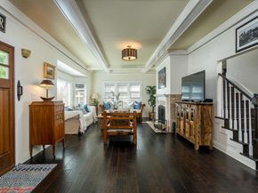 1955 N Los Robles Avenue, Pasadena CA 91104