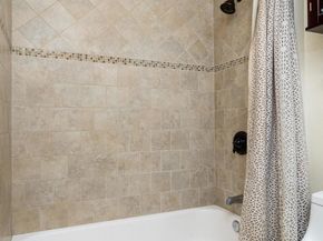 1955 N Los Robles Avenue, Pasadena CA 91104