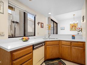 1340 Glenwood Road 17, Glendale CA 91201