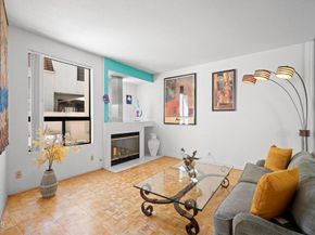 1340 Glenwood Road 17, Glendale CA 91201