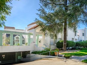 1340 Glenwood Road 17, Glendale CA 91201