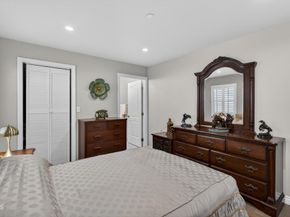 9327 La Shell Drive, Tujunga CA 91042