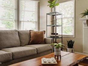 1495 Coolidge Avenue, Pasadena CA 91104