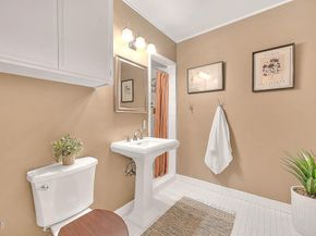 2569 Allen Avenue, Altadena CA 91001