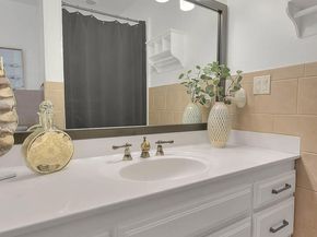 2569 Allen Avenue, Altadena CA 91001