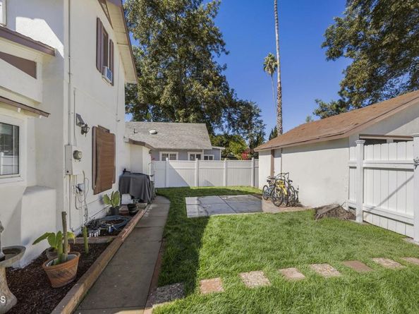 1065 E Mountain Street, Pasadena CA 91104