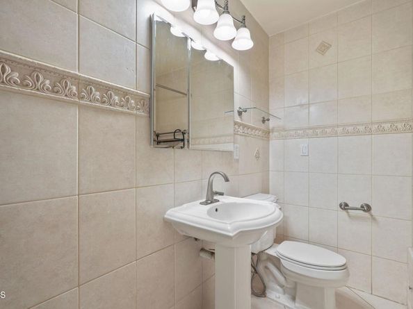 3638 sandwood Street, Lakewood CA 90712