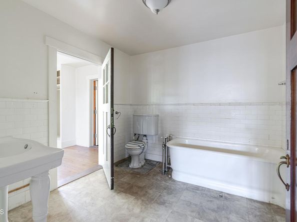 237 W State Street, Pasadena CA 91105