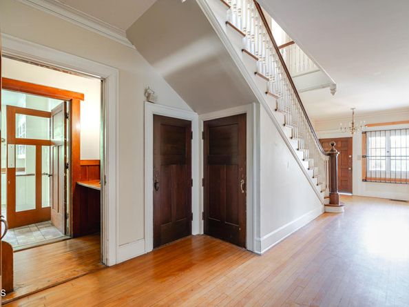 237 W State Street, Pasadena CA 91105