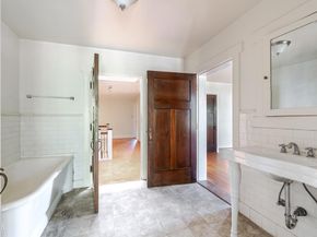 237 W State Street, Pasadena CA 91105