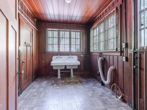 237 W State Street, Pasadena CA 91105