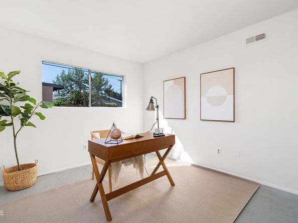 2572 Grove Street, La Verne CA 91750