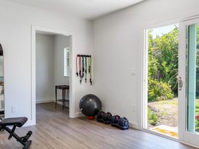 612 Landor Lane, Pasadena CA 91106