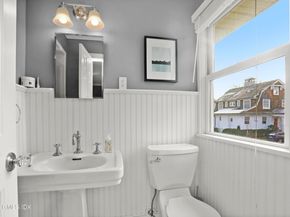 6 Meadowbank Road, Old Greenwich CT 06870