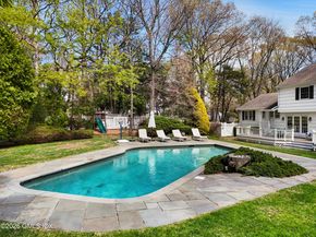 2 Daffodil Lane, Cos Cob CT 06807
