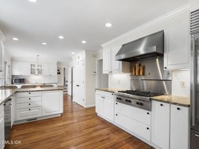 2 Daffodil Lane, Cos Cob CT 06807