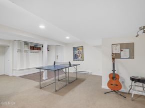 2 Daffodil Lane, Cos Cob CT 06807
