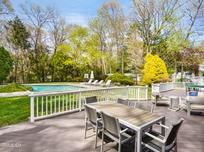 2 Daffodil Lane, Cos Cob CT 06807