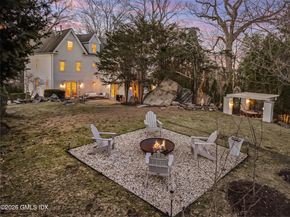 16 Summit Road, Riverside CT 06878