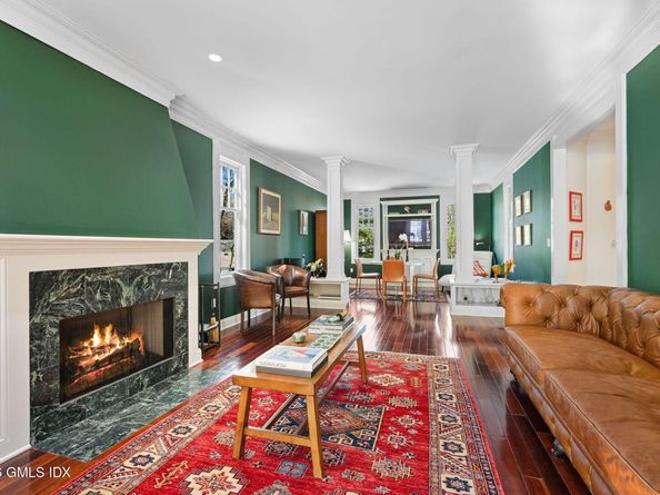 16 Summit Road, Riverside CT 06878