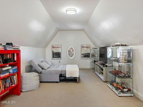 16 Summit Road, Riverside CT 06878