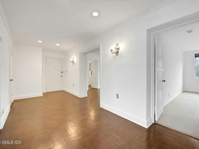 630 Steamboat Road 4AN, Greenwich CT 06830