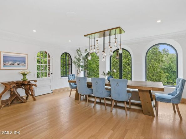 546 Lake Avenue, Greenwich CT 06830