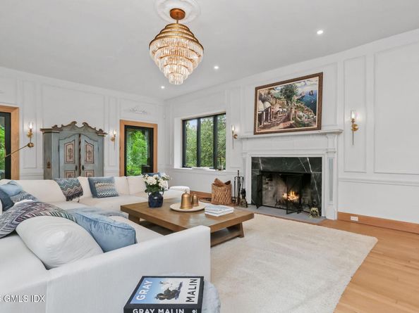 546 Lake Avenue, Greenwich CT 06830