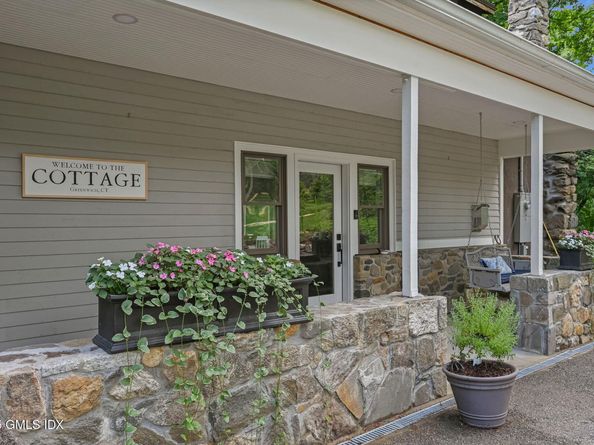546 Lake Avenue, Greenwich CT 06830