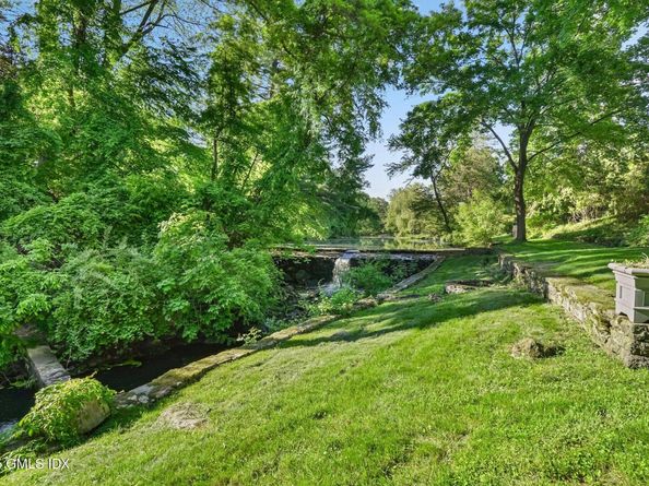 546 Lake Avenue, Greenwich CT 06830