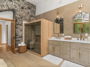 546 Lake Avenue, Greenwich CT 06830