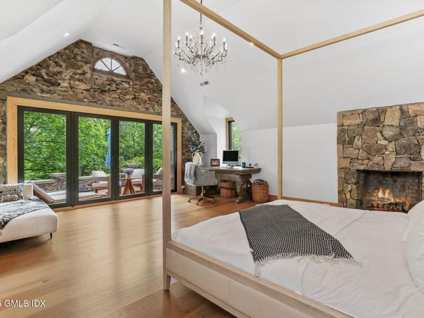 546 Lake Avenue, Greenwich CT 06830