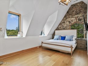 546 Lake Avenue, Greenwich CT 06830