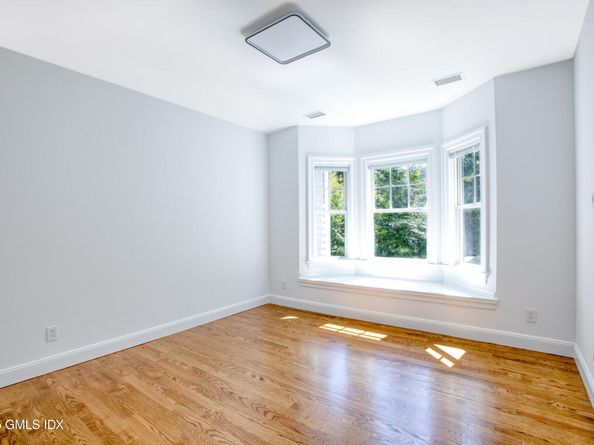 11 Orchard Place B, Greenwich CT 06830