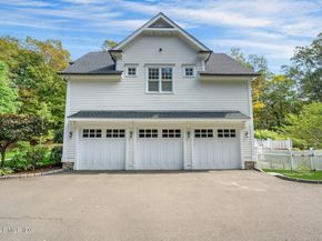 2775 North Street, Fairfield CT 06824