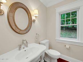 2775 North Street, Fairfield CT 06824