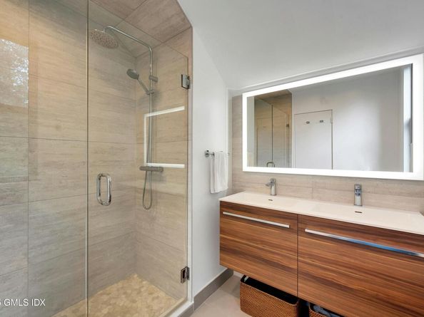 29 Angus Lane, Greenwich CT 06831