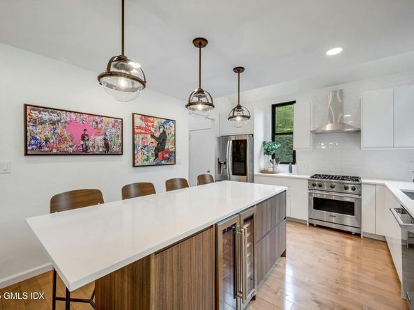 29 Angus Lane, Greenwich CT 06831