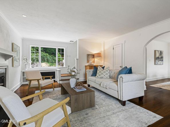 68 Valleywood Road, Cos Cob CT 06807